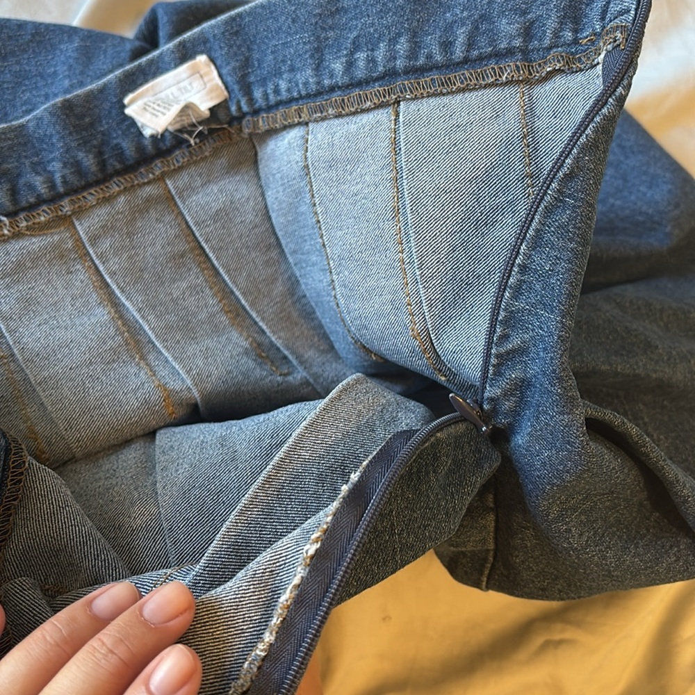 Full Tilt Pleated Mini Skirt - Picture 3 of 3